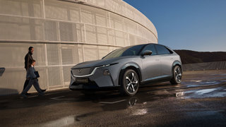 LE NOUVEAU MAZDA CX-6e : LA PERFORMANCE DE L’ÉLECTRIQUE ASSOCIÉE À UNE TECHNOLOGIE INTELLIGENTE