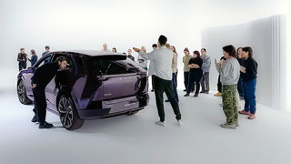 MAZDA ET L’ECAL RENOUVELLENT LEUR COLLABORATION ET PLACENT DESIGN ET ARTISANAT AU CŒUR DE L’INNOVATION À L’ÈRE ELECTRIQUE